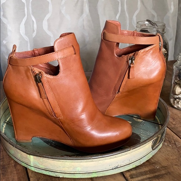 Cognac Booties - Picture 8 of 8